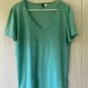 Green button colllar v neck